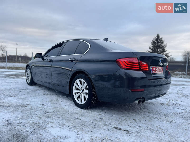 Седан BMW 5 Series 2013 в Нововолинську
