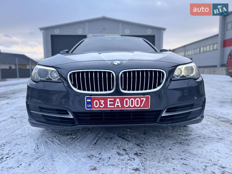 Седан BMW 5 Series 2013 в Нововолинську