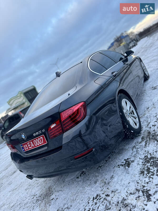 Седан BMW 5 Series 2013 в Нововолинську