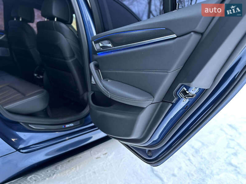Седан BMW 5 Series 2020 в Тернополе