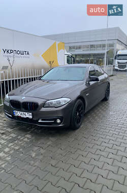 Седан BMW 5 Series 2011 в Чернівцях