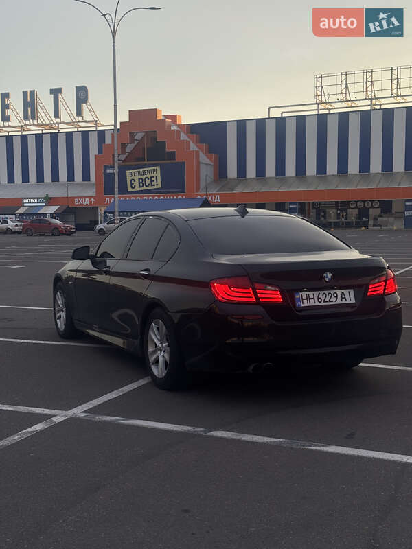 Седан BMW 5 Series 2012 в Одесі