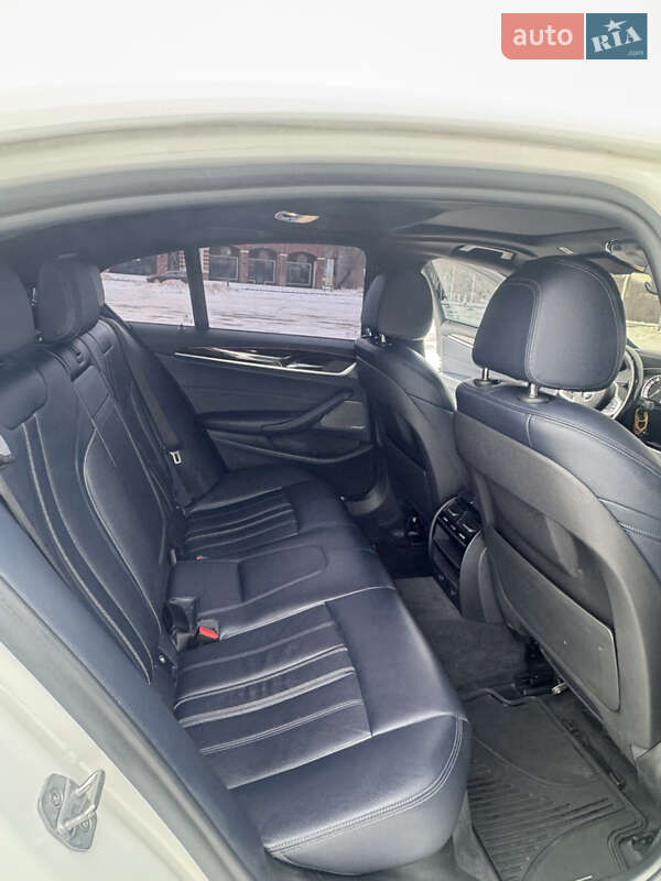 Седан BMW 5 Series 2018 в Киеве фото 11 Седан BMW 5 Series 2018 в Киеве