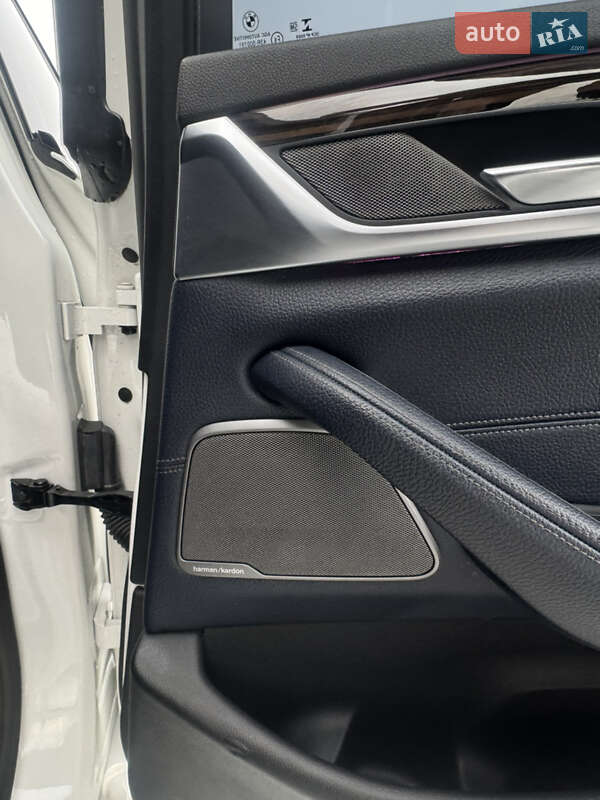 Седан BMW 5 Series 2018 в Киеве фото 12 Седан BMW 5 Series 2018 в Киеве