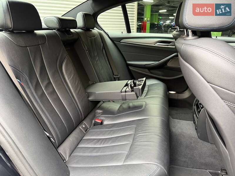 Седан BMW 5 Series 2017 в Киеве
