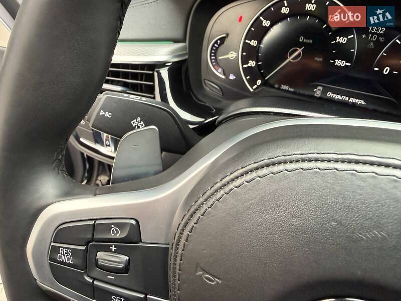 Седан BMW 5 Series 2017 в Киеве