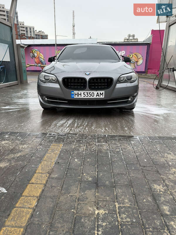 Седан BMW 5 Series 2012 в Одесі фото Седан BMW 5 Series 2012 в Одесі