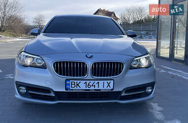 Седан BMW 5 Series 2014 в Мостиске