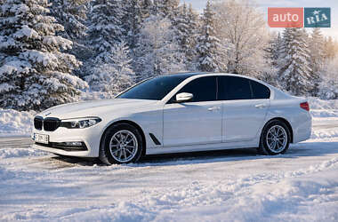 Седан BMW 5 Series 2017 в Киеве