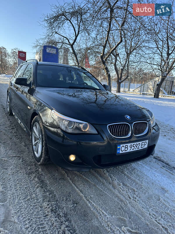 Універсал BMW 5 Series 2010 в Чернігові