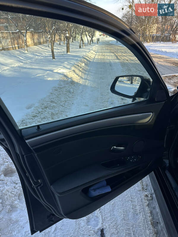 Універсал BMW 5 Series 2010 в Чернігові