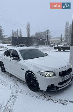 Седан BMW 5 Series 2014 в Гайвороне