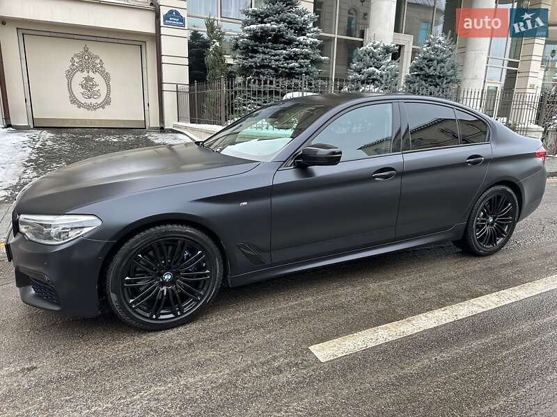 Седан BMW 5 Series 2017 в Киеве фото 4 Седан BMW 5 Series 2017 в Киеве