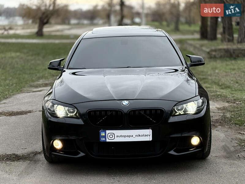 Седан BMW 5 Series 2012 в Николаеве