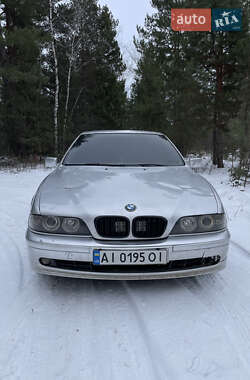 Седан BMW 5 Series 1998 в Іванкові