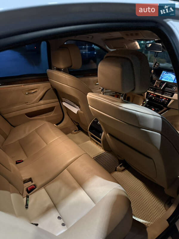 Седан BMW 5 Series 2012 в Хмельницькому