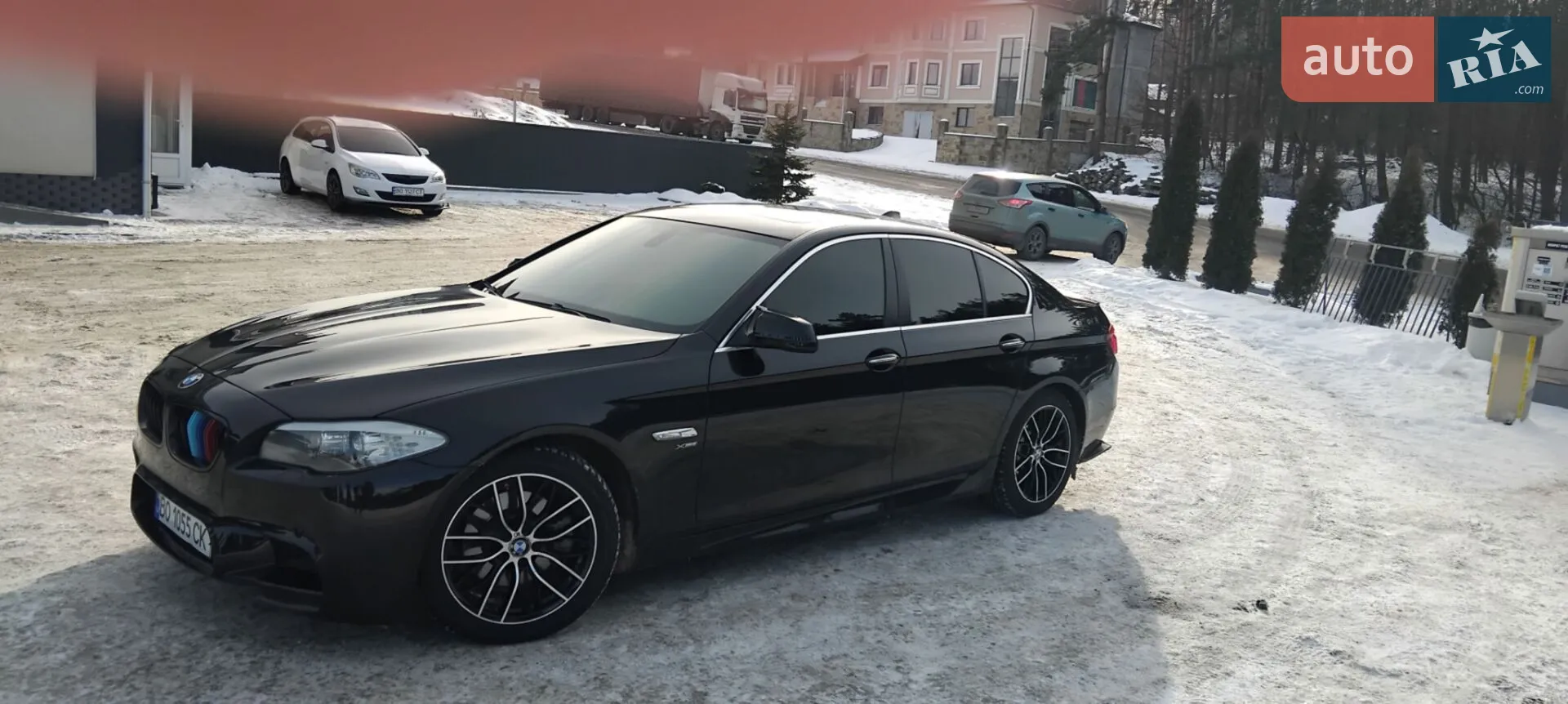 2012 BMW 5er - мініатюра 2