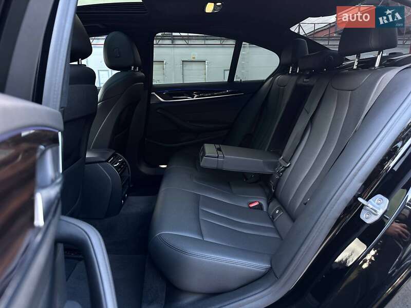 Седан BMW 5 Series 2018 в Києві