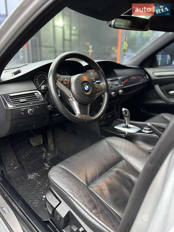 Седан BMW 5 Series 2007 в Ровно