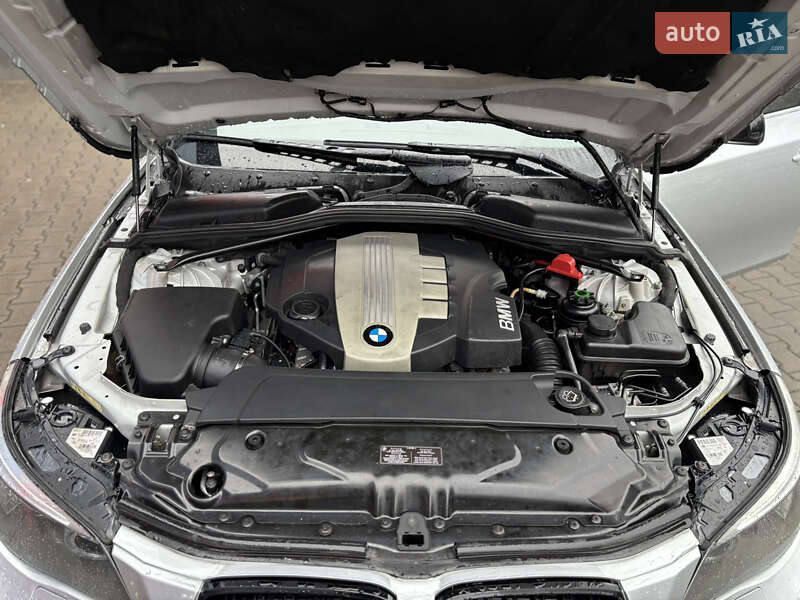 Седан BMW 5 Series 2007 в Ровно