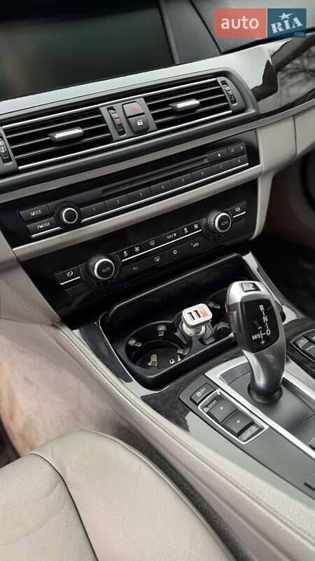 Седан BMW 5 Series 2012 в Кривом Роге