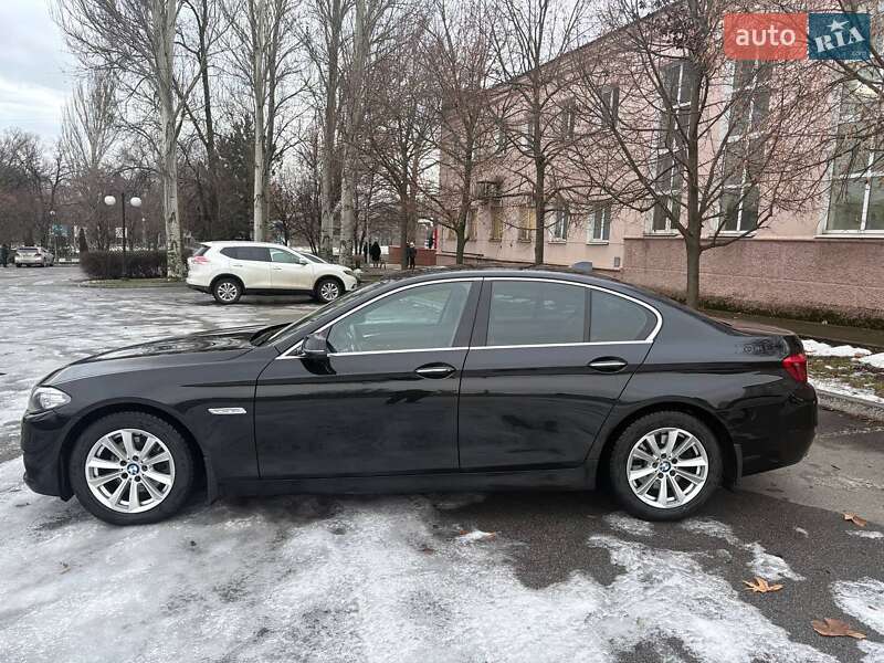 Седан BMW 5 Series 2015 в Запорожье