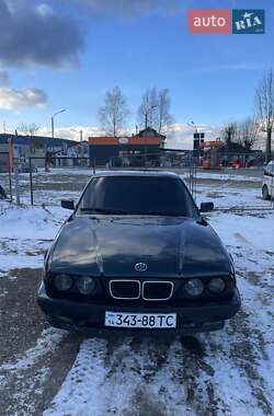 Седан BMW 5 Series 1989 в Бориславе