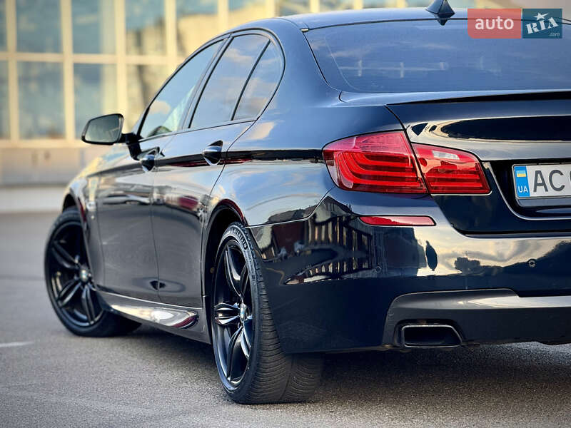 Седан BMW 5 Series 2015 в Киеве