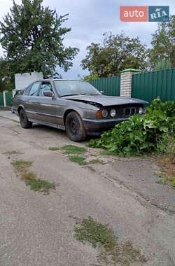 Седан BMW 5 Series 1990 в Житомирі