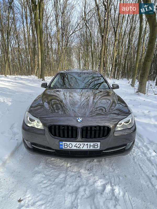 Седан BMW 5 Series 2011 в Тернополе