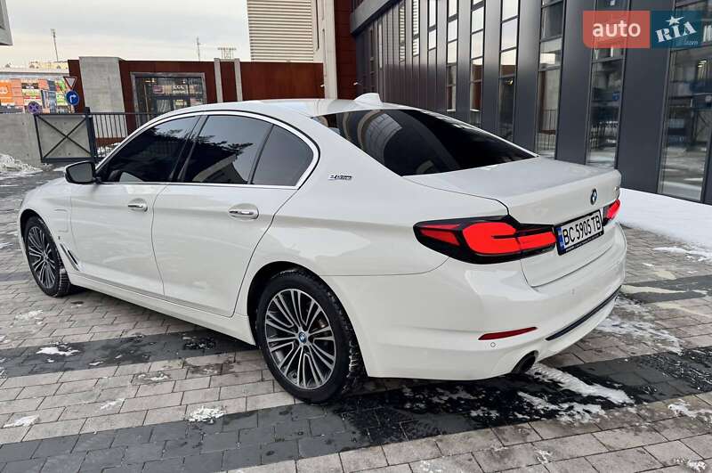 Седан BMW 5 Series 2018 в Львове фото 8 Седан BMW 5 Series 2018 в Львове