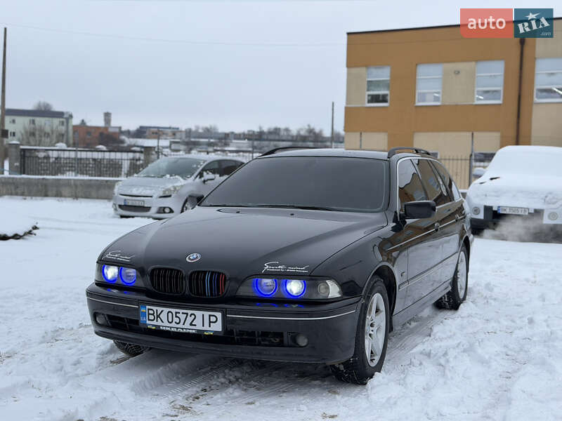 Универсал BMW 5 Series 2001 в Ровно