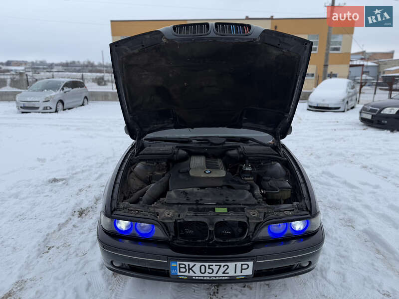Универсал BMW 5 Series 2001 в Ровно