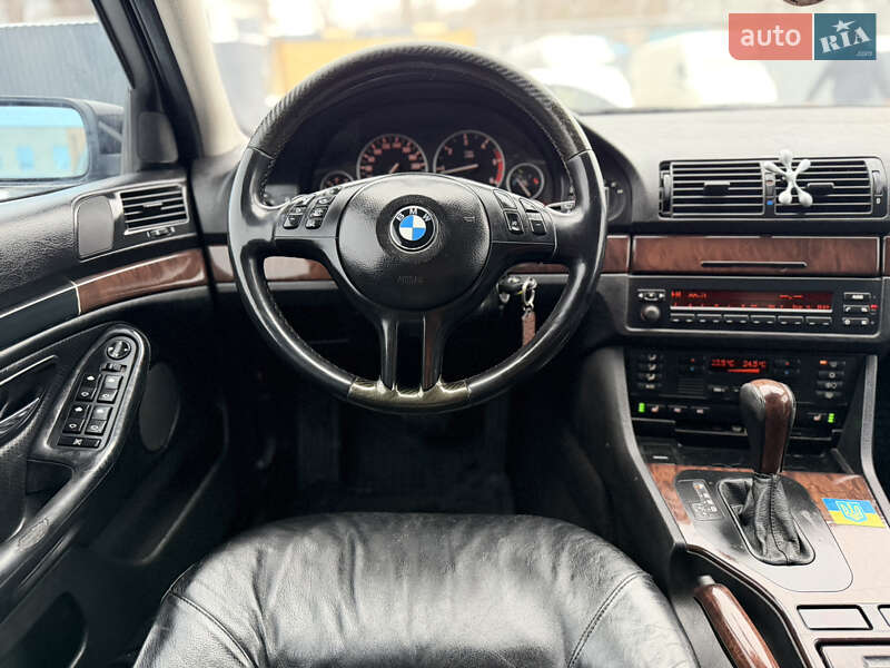 Универсал BMW 5 Series 2001 в Ровно