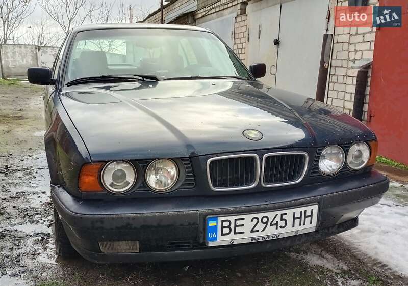 Седан BMW 5 Series 1995 в Николаеве