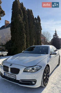 Седан BMW 5 Series 2015 в Луцке