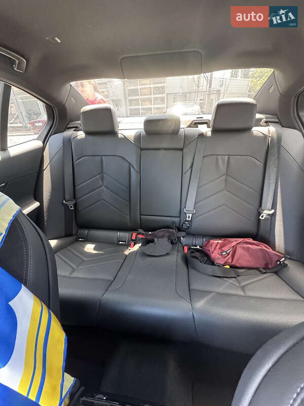 Седан BMW 5 Series 2023 в Николаеве фото 7 Седан BMW 5 Series 2023 в Николаеве