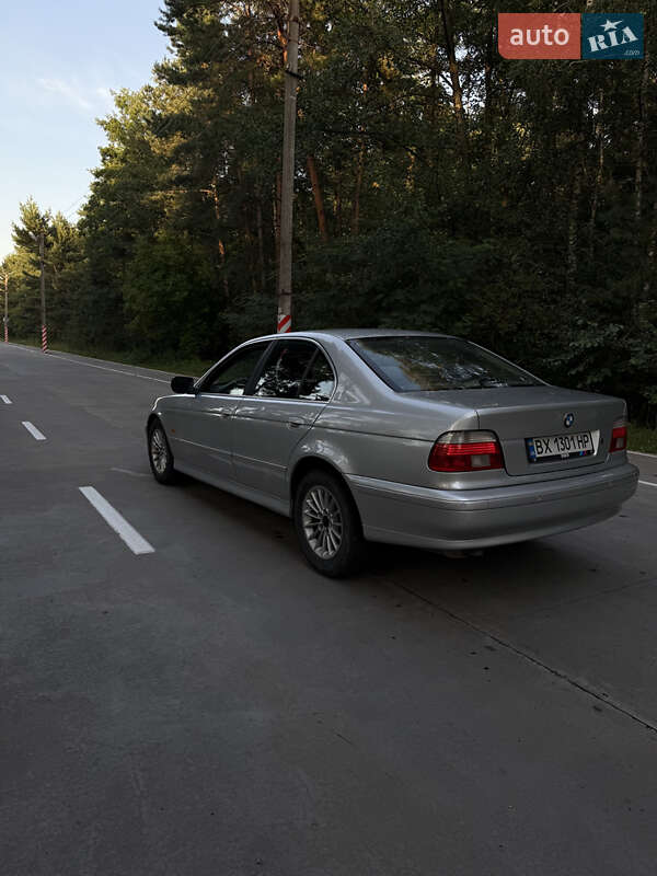 Седан BMW 5 Series 2001 в Славуте