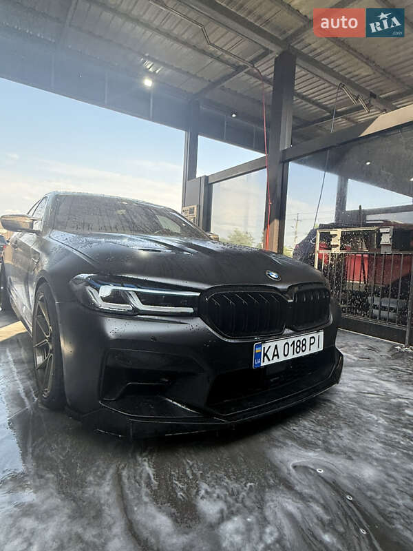 Седан BMW 5 Series 2018 в Киеве