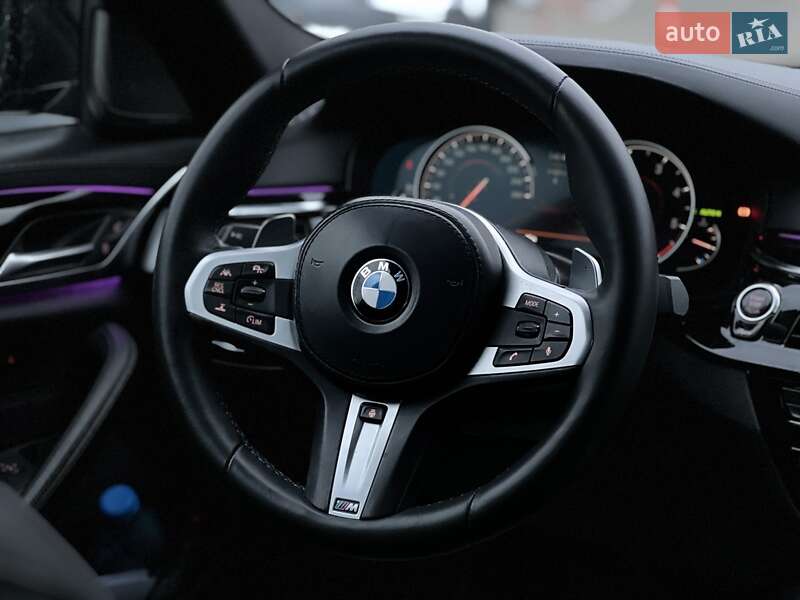 Седан BMW 5 Series 2018 в Львові фото 14 Седан BMW 5 Series 2018 в Львові