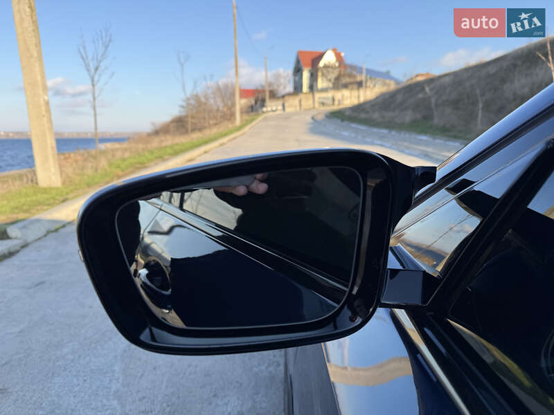 Седан BMW 5 Series 2018 в Николаеве