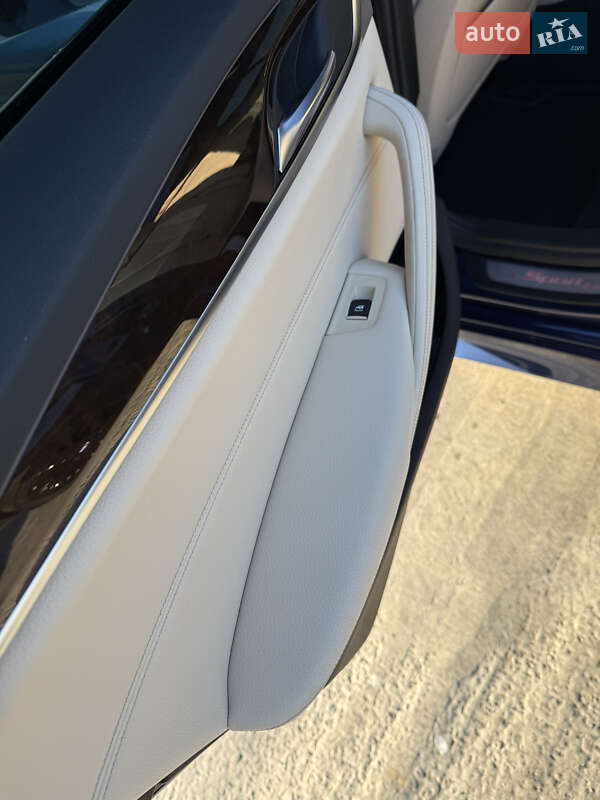 Седан BMW 5 Series 2018 в Николаеве