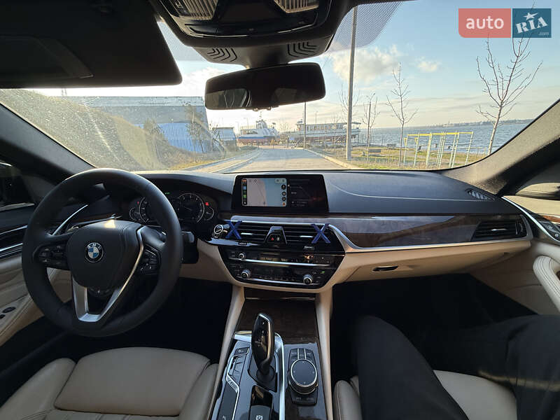 Седан BMW 5 Series 2018 в Николаеве