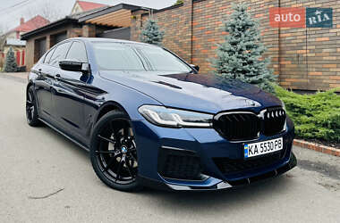 Седан BMW 5 Series 2017 в Киеве