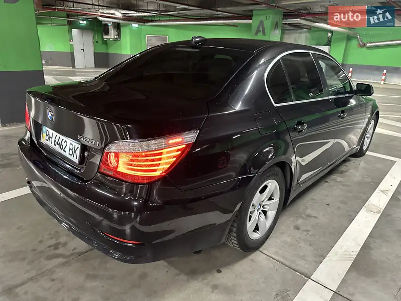 BMW 5 Series 2008 VIN WBANV93529C135363 фото оголошення 30 з 75