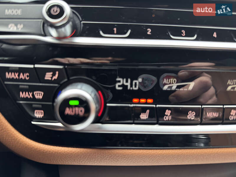 Универсал BMW 5 Series 2021 в Мукачево