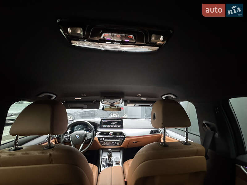 Универсал BMW 5 Series 2021 в Мукачево