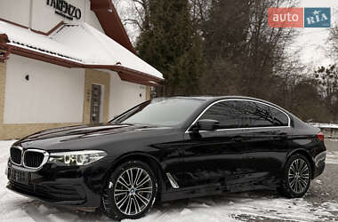 Седан BMW 5 Series 2018 в Львові