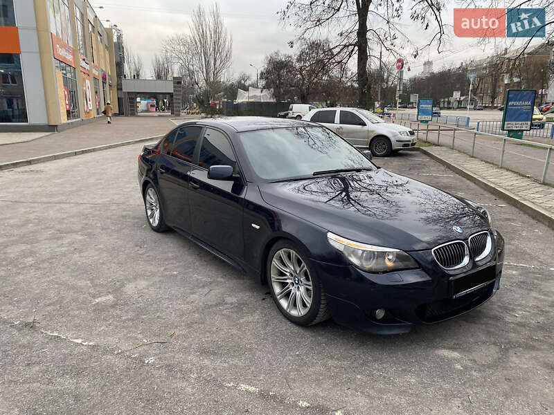 Седан BMW 5 Series 2007 в Днепре