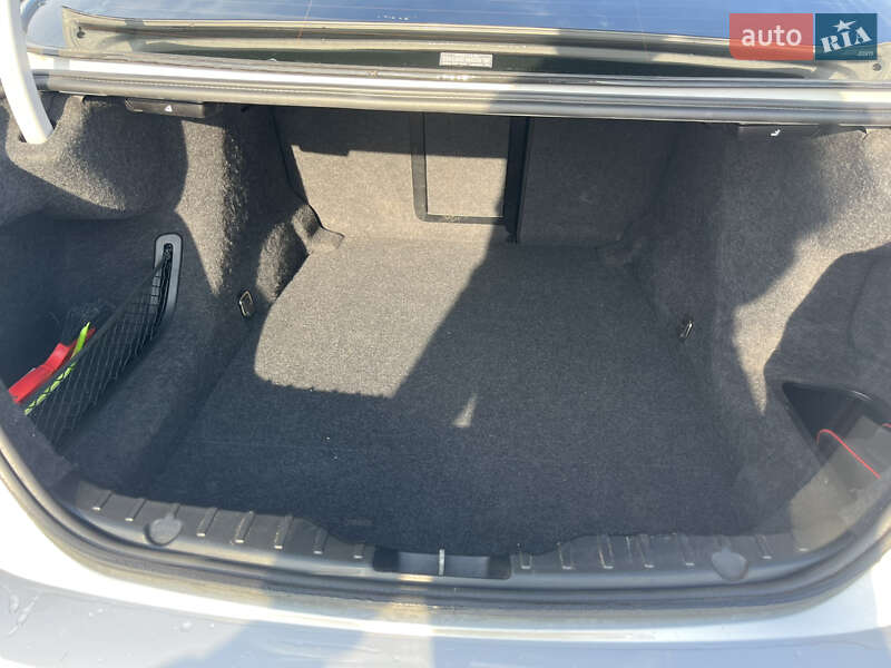 Седан BMW 5 Series 2012 в Виннице фото 20 Седан BMW 5 Series 2012 в Виннице